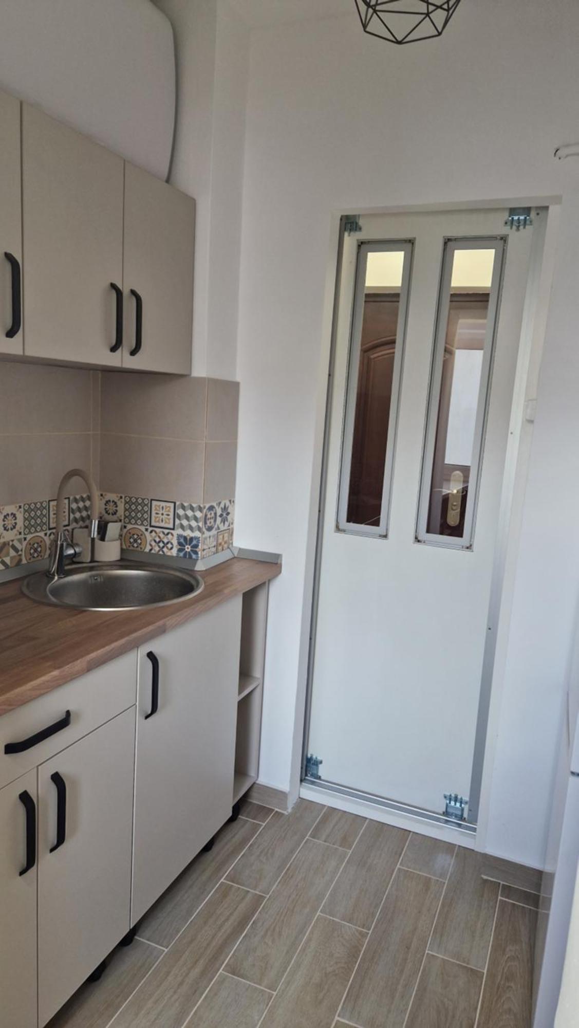 Minerva Studio Craiova Appartement Buitenkant foto