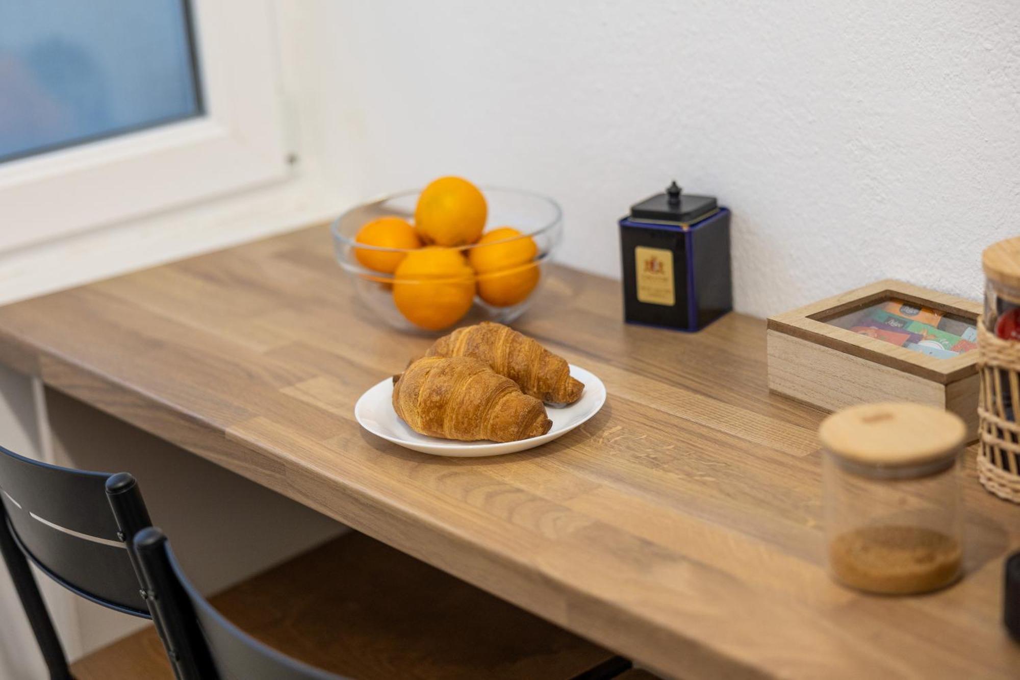 Minerva Studio Craiova Appartement Buitenkant foto